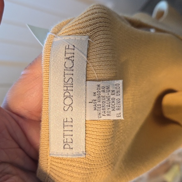 Petite Sophisticate sleeveless square neck knit top - Picture 4 of 4